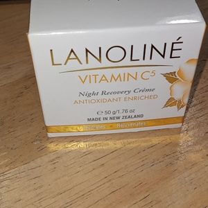 Lanoline vitamin c night cream